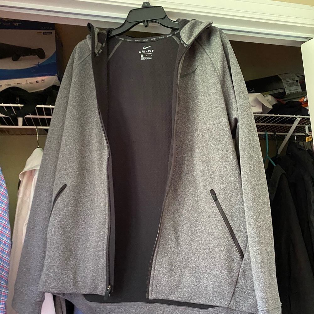 Men’s Nike dri fit zip hoodie